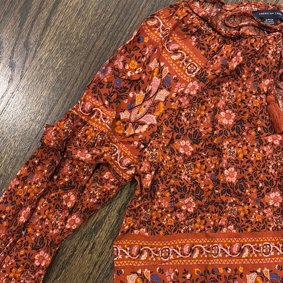 Ladies Floral Orange Peasant top by American Eagle (size Small) - Picture 2 of 6